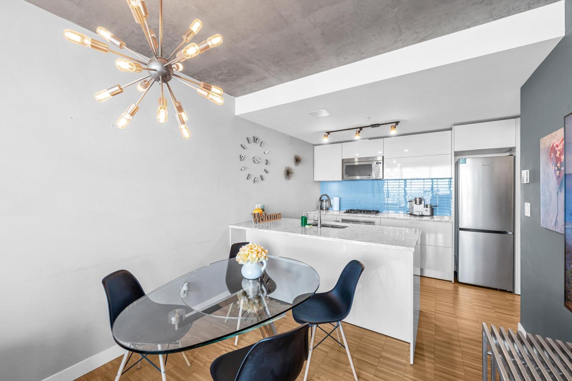 Water Views, 40Th Floor Sub-Penthouse! Entire Condo In The Heart Of Vancouver City Centre Bagian luar foto